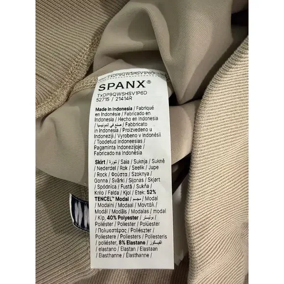 SPANX AirPique Skort Ashwood Beige White Piping NWT Large - Picture 8 of 10